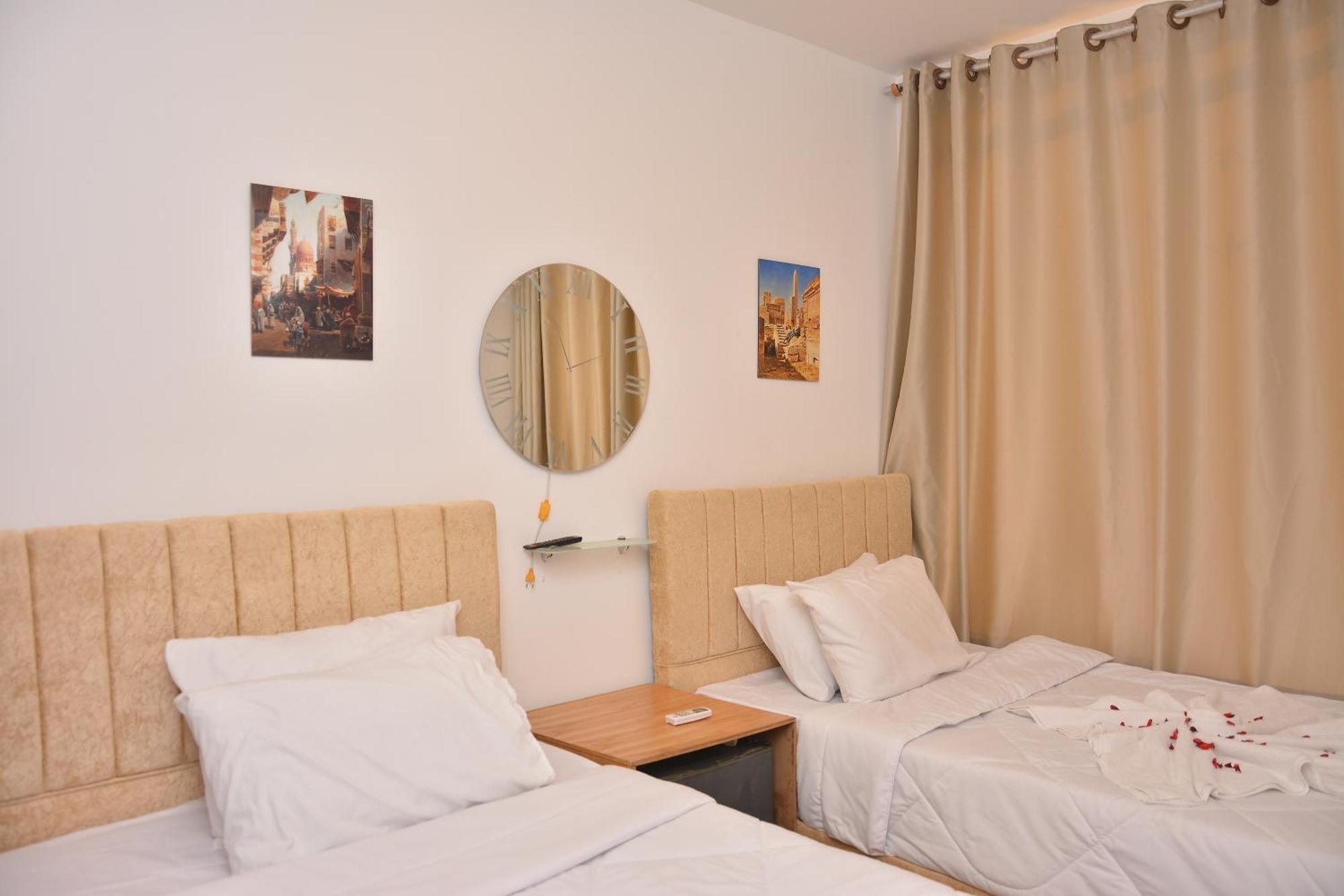 New Hope Pyramids View Hotel Кайро Екстериор снимка